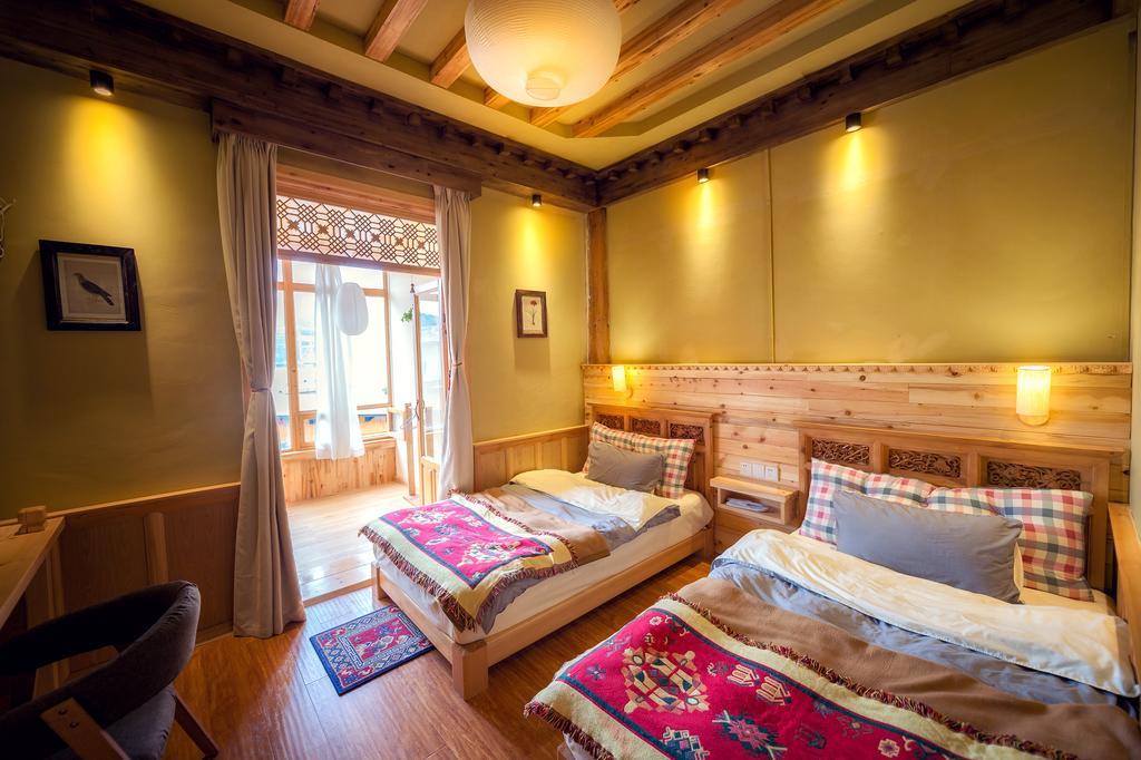 Appartamento Huksum House Deqen Esterno foto