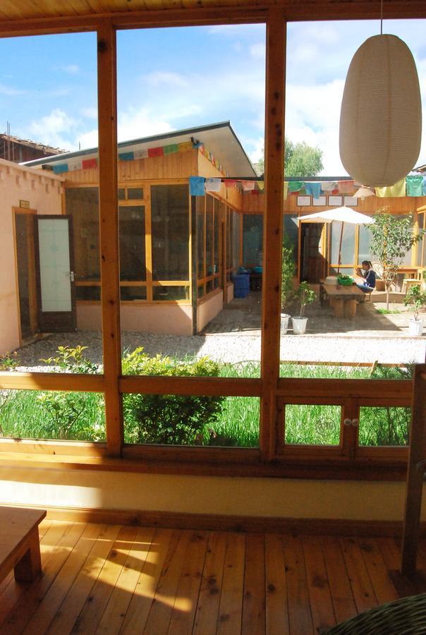 Appartamento Huksum House Deqen Esterno foto