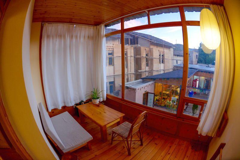 Appartamento Huksum House Deqen Esterno foto